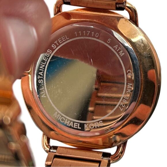 Michael Kors Portia Rose Gold Pink Heart Watch in Box 36mm - Picture 9 of 13